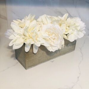 Elegant Cream Floral Arrangement in Wooden Box